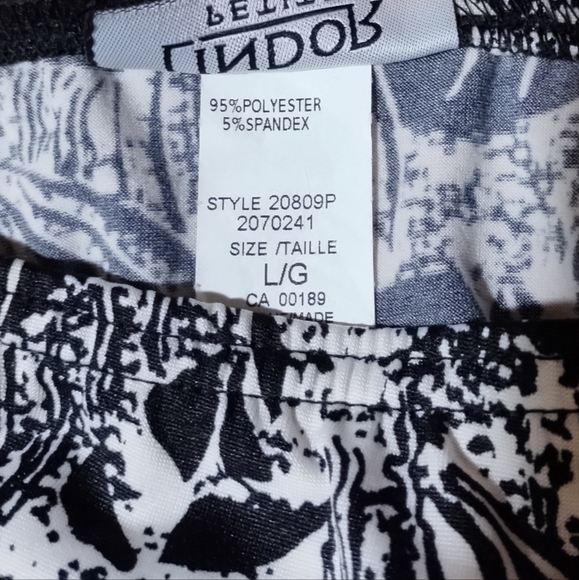 Lindor Black & White Pull On Floral A-Line Skirt Size L/G Petite - Picture 3 of 8